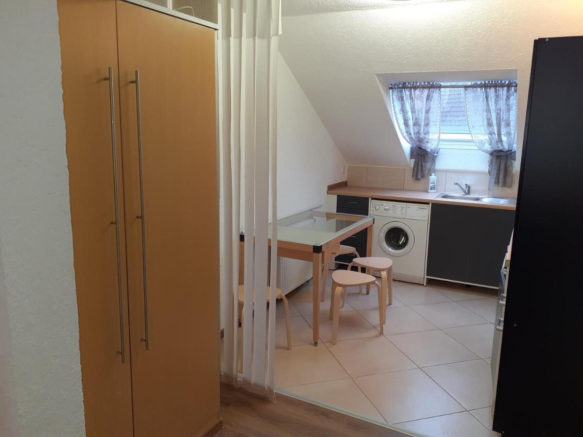 Apartment City Metzingen Reutlingen Bagian luar foto